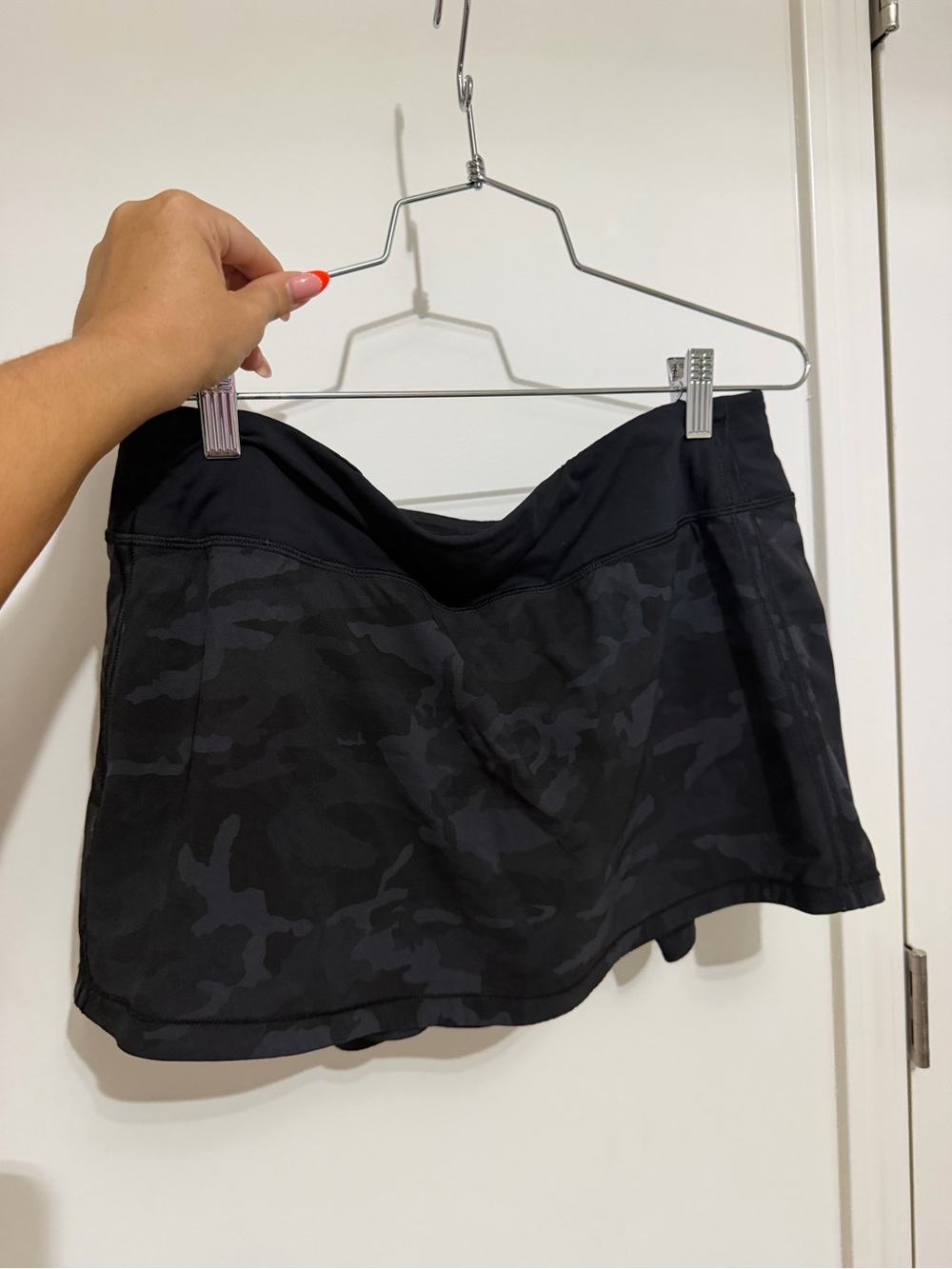 LULULEMON Black Camo Athletic Skort